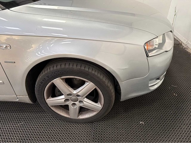 Audi - a4 limousine - 3.2 fsi quattro - pro line - personenauto - 2005 - afbeelding 18 van  28