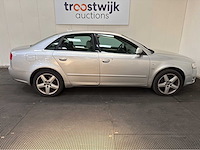 Audi - a4 limousine - 3.2 fsi quattro - pro line - personenauto - 2005 - afbeelding 19 van  23
