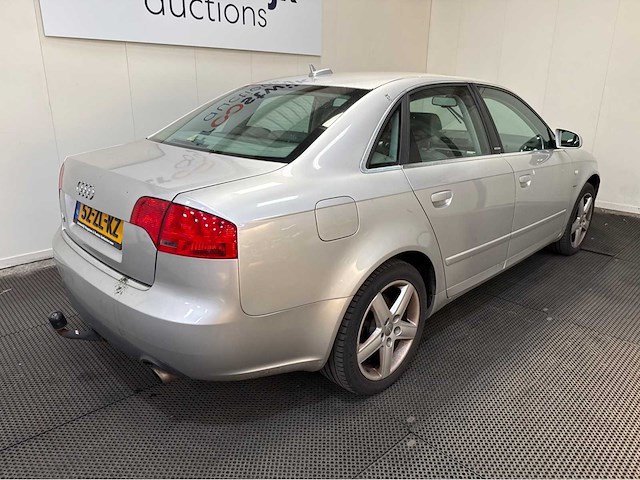 Audi - a4 limousine - 3.2 fsi quattro - pro line - personenauto - 2005 - afbeelding 22 van  23