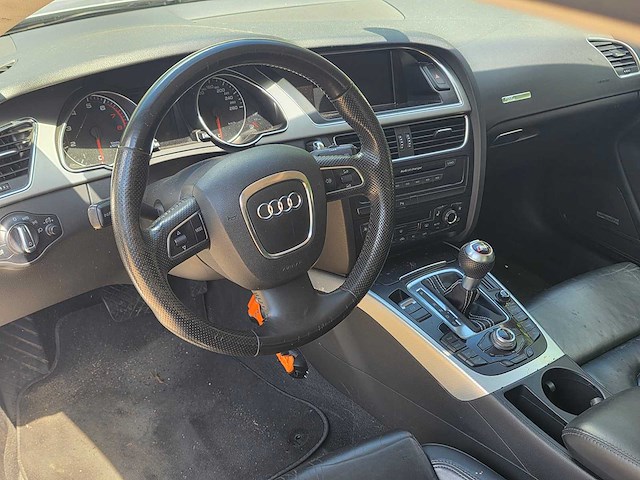 Audi - a5 - 3.2 fsi pro line - 2007 - personenauto - 14-xv-fj - afbeelding 2 van  16