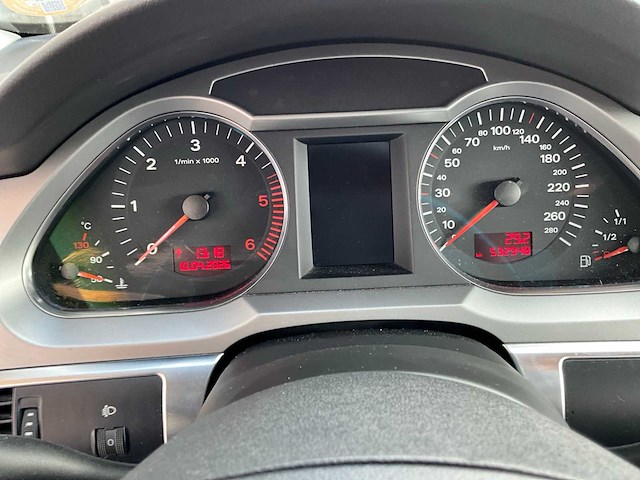 Audi - a6 - limousine 2.7 tdi business - personenauto - 2007 - afbeelding 3 van  30