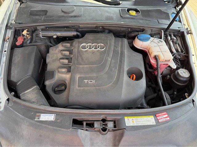 Audi - a6 avant - 2.0 tdi advance - personenauto - 2012 - afbeelding 9 van  23