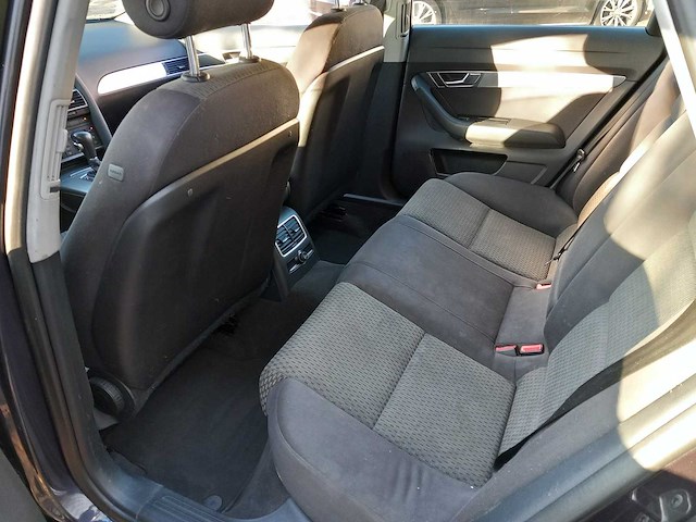Audi - a6 avant - 2.4 pro line - personenauto - afbeelding 7 van  19