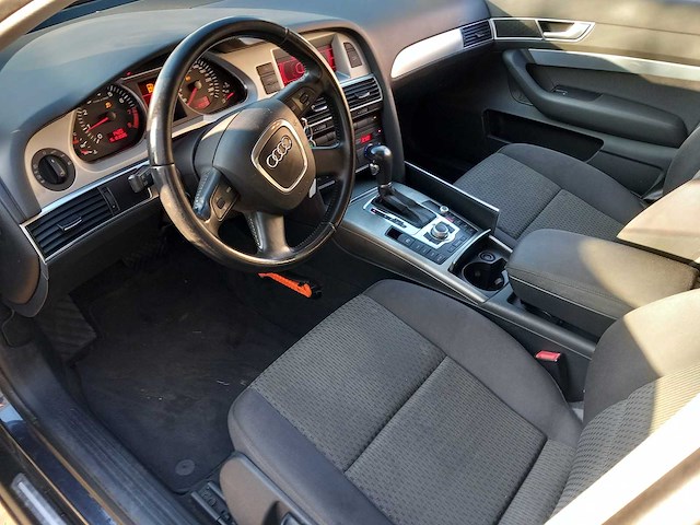 Audi - a6 avant - 2.4 pro line - personenauto - afbeelding 13 van  19