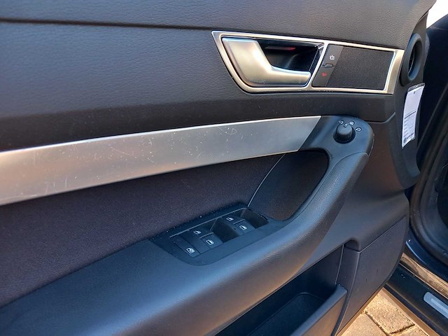 Audi - a6 avant - 2.4 pro line - personenauto - afbeelding 16 van  19