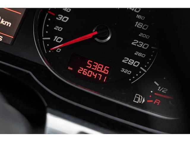 Audi - a6 avant - 5.0 tfsi rs 6 - 25-glv-9 - 2008 - afbeelding 8 van  27