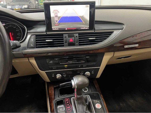 Audi - a7 - sportback 3.0 tdi - quarto plus - personenauto -2010 - afbeelding 10 van  25