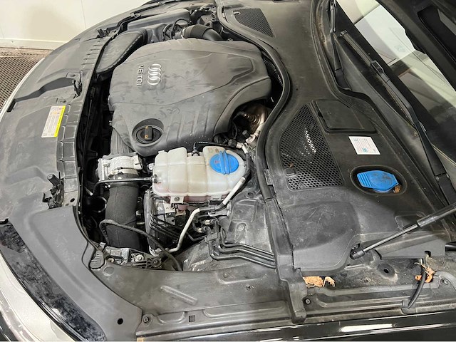 Audi - a7 - sportback 3.0 tdi - quarto plus - personenauto -2010 - afbeelding 13 van  25