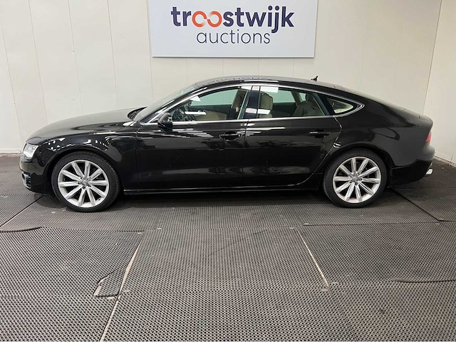 Audi - a7 - sportback 3.0 tdi - quarto plus - personenauto -2010 - afbeelding 20 van  25