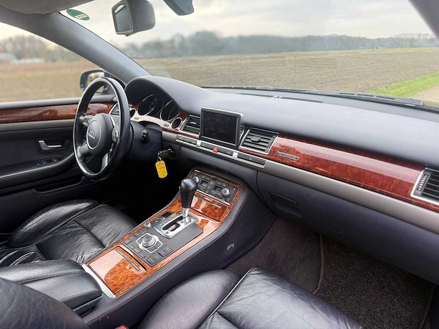 Audi - a8 - 3.7 quattro pro line - 69-nz-bk - 2004 - afbeelding 14 van  14
