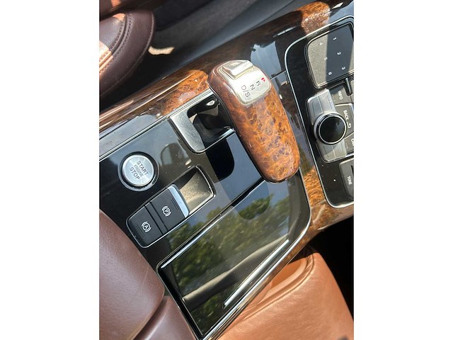 Audi - a8 - 4.2 fsi q. pro line+ - car - 2010 - afbeelding 13 van  37
