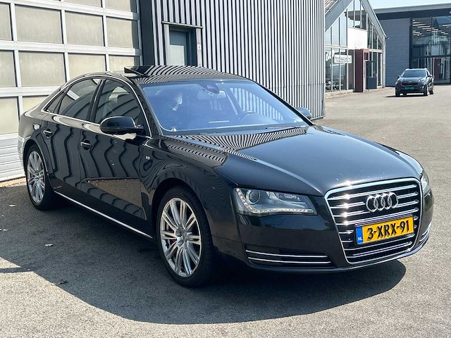 Audi - a8 - 4.2 fsi q. pro line+ - car - 2010 - afbeelding 25 van  37