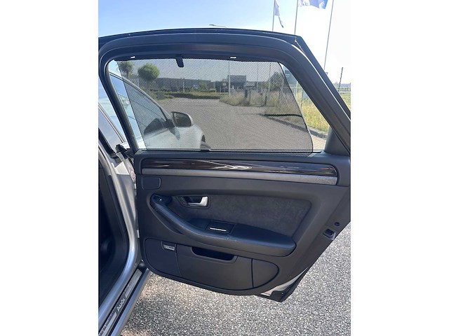 Audi - a8 - 4.2 q. exclusive lpg g3 - personenauto - afbeelding 12 van  20