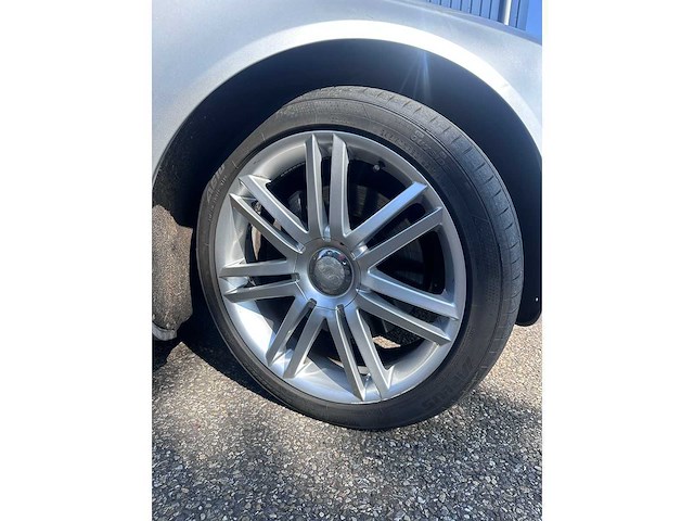 Audi - a8 - 4.2 q. exclusive lpg g3 - personenauto - afbeelding 16 van  20