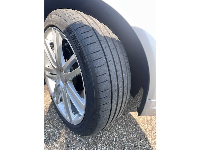 Audi - a8 - 4.2 q. exclusive lpg g3 - personenauto - afbeelding 17 van  20