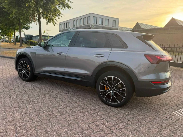 Audi - e-tron - e-tron 55 q. adv. - car - automaat - 2019 - afbeelding 11 van  21
