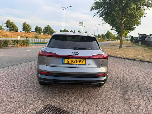 Audi - e-tron - e-tron 55 q. adv. - car - automaat - 2019 - afbeelding 16 van  21