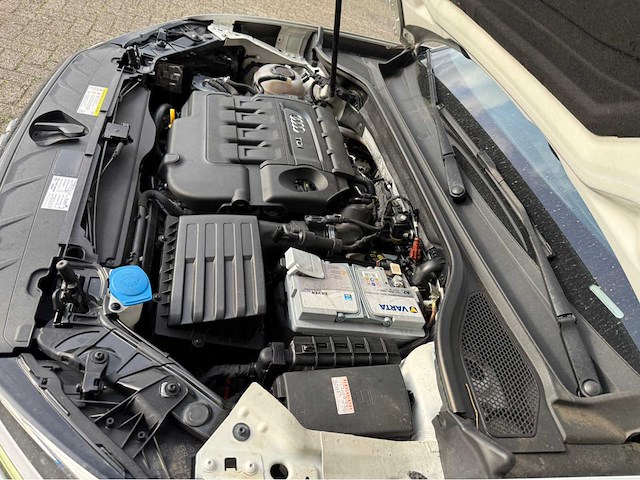 Audi - q2 -1.6 tdi design - personenauto - 2018 - afbeelding 6 van  12