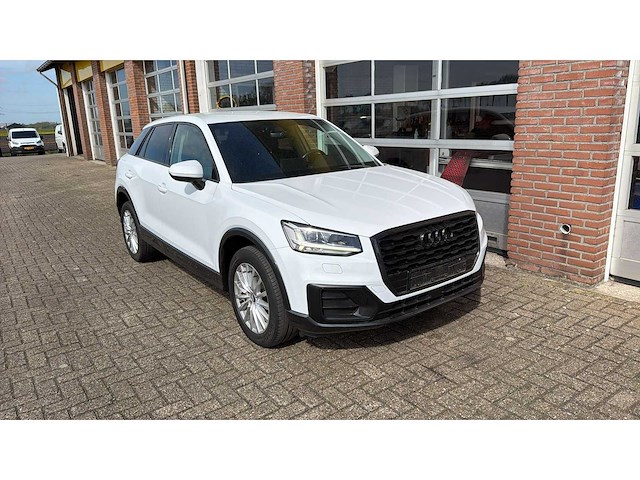 Audi - q2 -1.6 tdi design - personenauto - 2018 - afbeelding 10 van  12