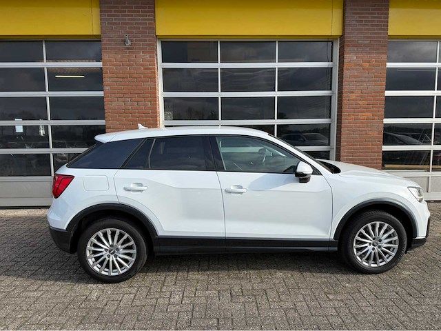 Audi - q2 -1.6 tdi design - personenauto - 2018 - afbeelding 16 van  22