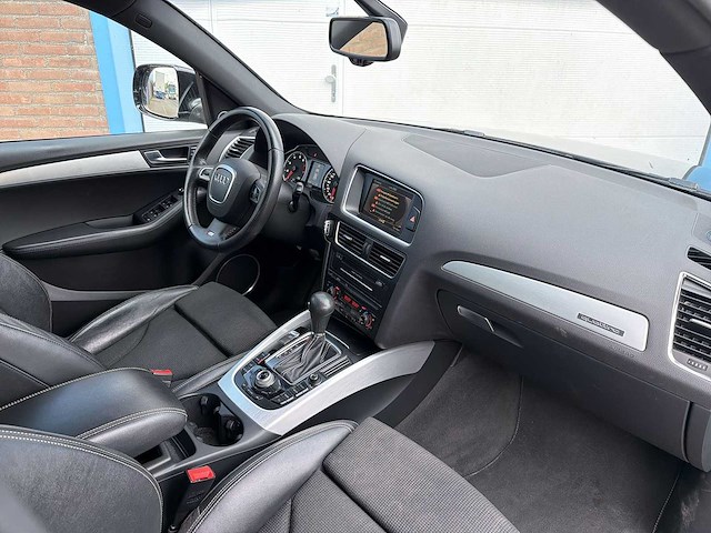Audi - q5 - 2.0 tfsi s-line | 86-rsf-8 i - afbeelding 20 van  28