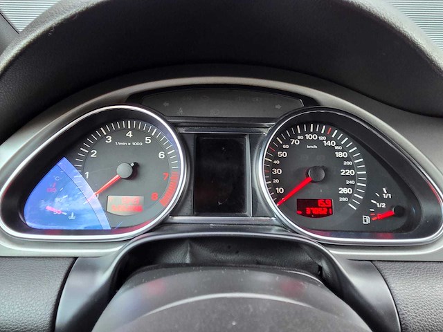 Audi - q7 - 2005 - grijs kenteken - benzine - lpg - vgk-04-k - afbeelding 14 van  36