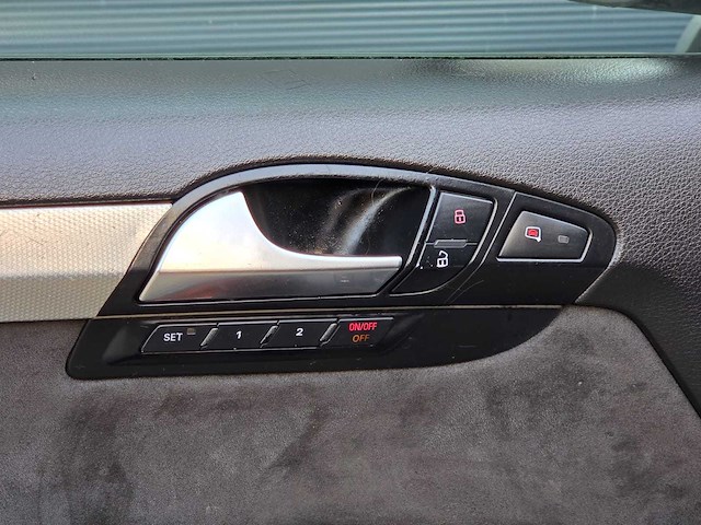 Audi - q7 - 2005 - grijs kenteken - benzine - lpg - vgk-04-k - afbeelding 22 van  36