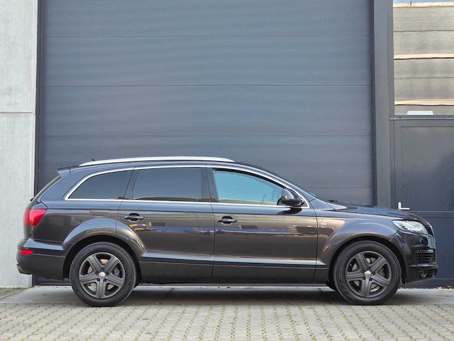 Audi - q7 - 2005 - grijs kenteken - benzine - lpg - vgk-04-k - afbeelding 32 van  36