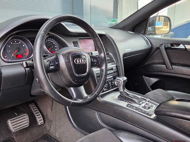 Audi - q7 - 2005 - grijs kenteken - benzine - lpg - vgk-04-k - afbeelding 4 van  36
