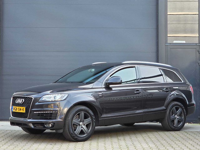 Audi - q7 - 2005 - grijs kenteken - benzine - lpg - vgk-04-k - afbeelding 1 van  36