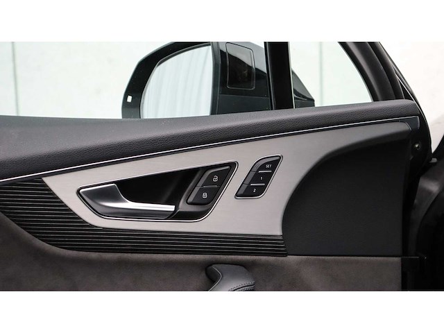 Audi - q7 - 3.0 tdi e-tr. q. sp. - 2016 - nn-188-j - afbeelding 15 van  28