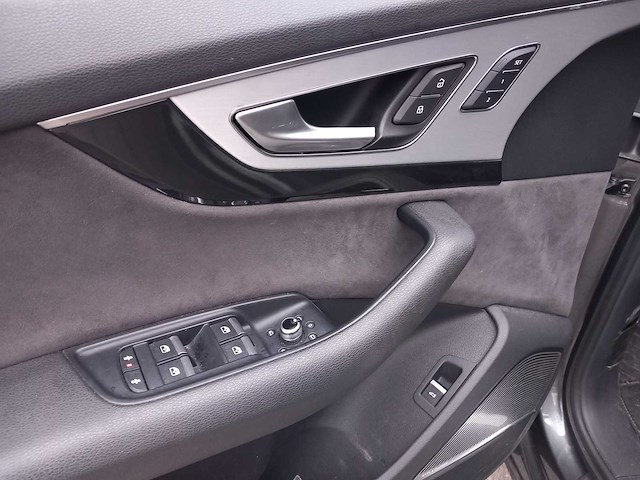 Audi - q7 - 3.0 tdi e-tron quattro - personenauto - afbeelding 19 van  20