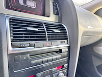 Audi - q7 - 4.2 fsi quattro - j-016-lv - 2006 - afbeelding 7 van  26