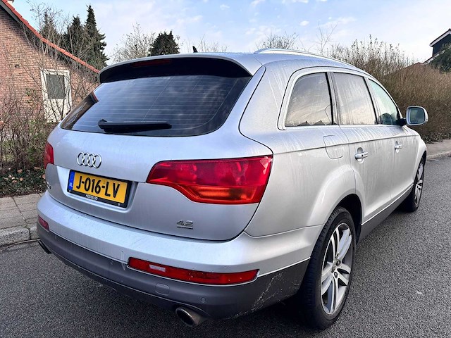 Audi - q7 - 4.2 fsi quattro - j-016-lv - 2006 - afbeelding 27 van  31