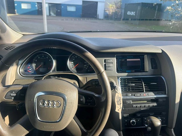 Audi - q7 - 4.2 fsi quattro 5+2 - ,automaat j-709-gl - afbeelding 3 van  28