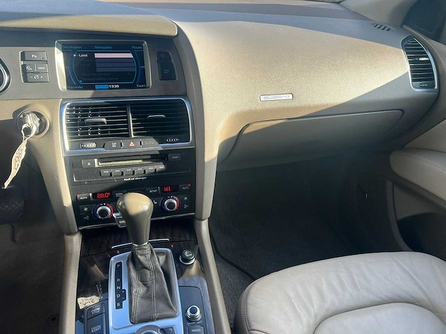 Audi - q7 - 4.2 fsi quattro 5+2 - ,automaat j-709-gl - afbeelding 6 van  28