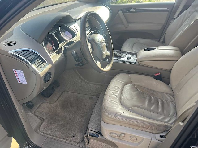 Audi - q7 - 4.2 fsi quattro 5+2 - ,automaat j-709-gl - afbeelding 13 van  28