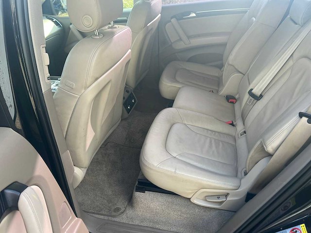 Audi - q7 - 4.2 fsi quattro 5+2 - ,automaat j-709-gl - afbeelding 16 van  28