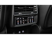 Audi - q8 - 4.0 tdi sq8 quattro - l-172-pp - 2021 - afbeelding 25 van  41