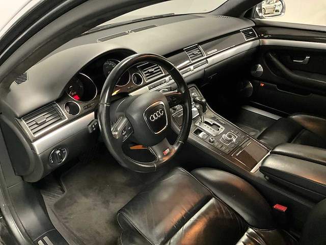 Audi - s8 - 5.2 s8 pro line - car - afbeelding 3 van  28
