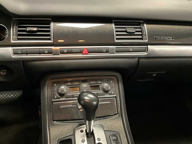 Audi - s8 - 5.2 s8 pro line - car - afbeelding 8 van  28