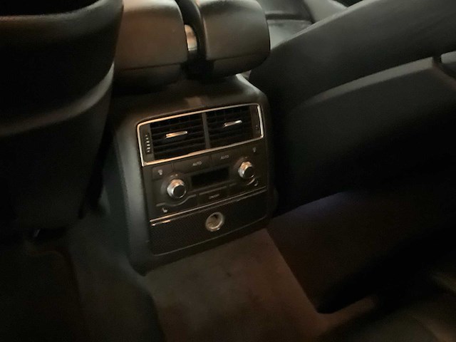 Audi - s8 - 5.2 s8 pro line - car - afbeelding 13 van  28