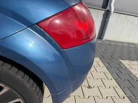 Audi - tt - 1.8 5v turbo - personenauto - 1999 - afbeelding 16 van  26