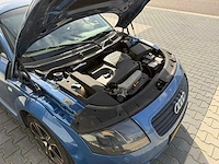 Audi - tt - 1.8 5v turbo - personenauto - 1999 - afbeelding 19 van  26