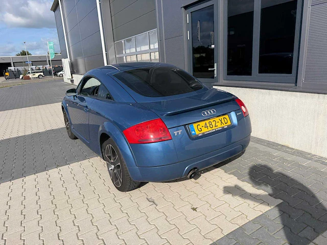 Audi - tt - 1.8 5v turbo - personenauto - 1999 - afbeelding 20 van  26