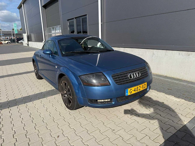 Audi - tt - 1.8 5v turbo - personenauto - 1999 - afbeelding 23 van  26