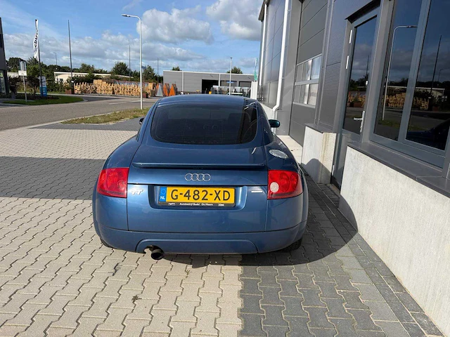 Audi - tt - 1.8 5v turbo - personenauto - 1999 - afbeelding 25 van  26