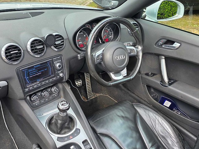Audi - tt roadster - 2.0 tfsi - cabrio - 2007 - l-157-rv - personenauto - afbeelding 2 van  23