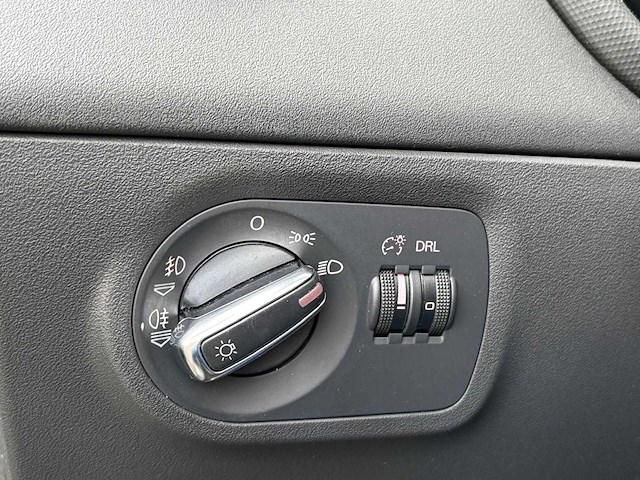 Audi - tt roadster - 3.2 v6 quattro - 2007 - 77-xn-ls - afbeelding 8 van  21