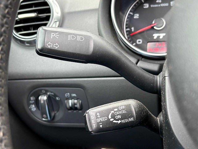 Audi - tt roadster - 3.2 v6 quattro - 2007 - 77-xn-ls - afbeelding 9 van  21